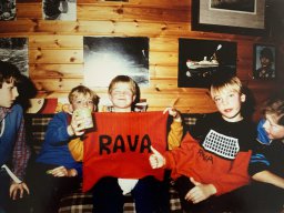 E1983 RAVA PUPS1